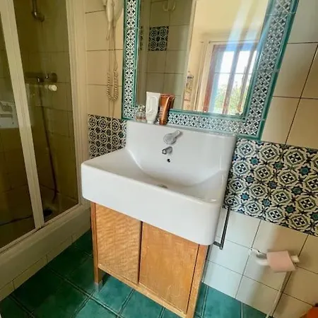Grande Maison De 170m2, Piscine, Grand Jardin Fleuri- 5ch - Tres Calme, Proche De Paris *