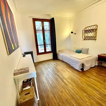 Apartment Grande Maison De 170m2, Piscine, Grand Jardin Fleuri- 5ch - Tres Calme, Proche De Paris *